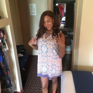 Meet your Posher, Dana